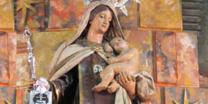 Mes de julio con la Virgen del Carmen en Burgos
